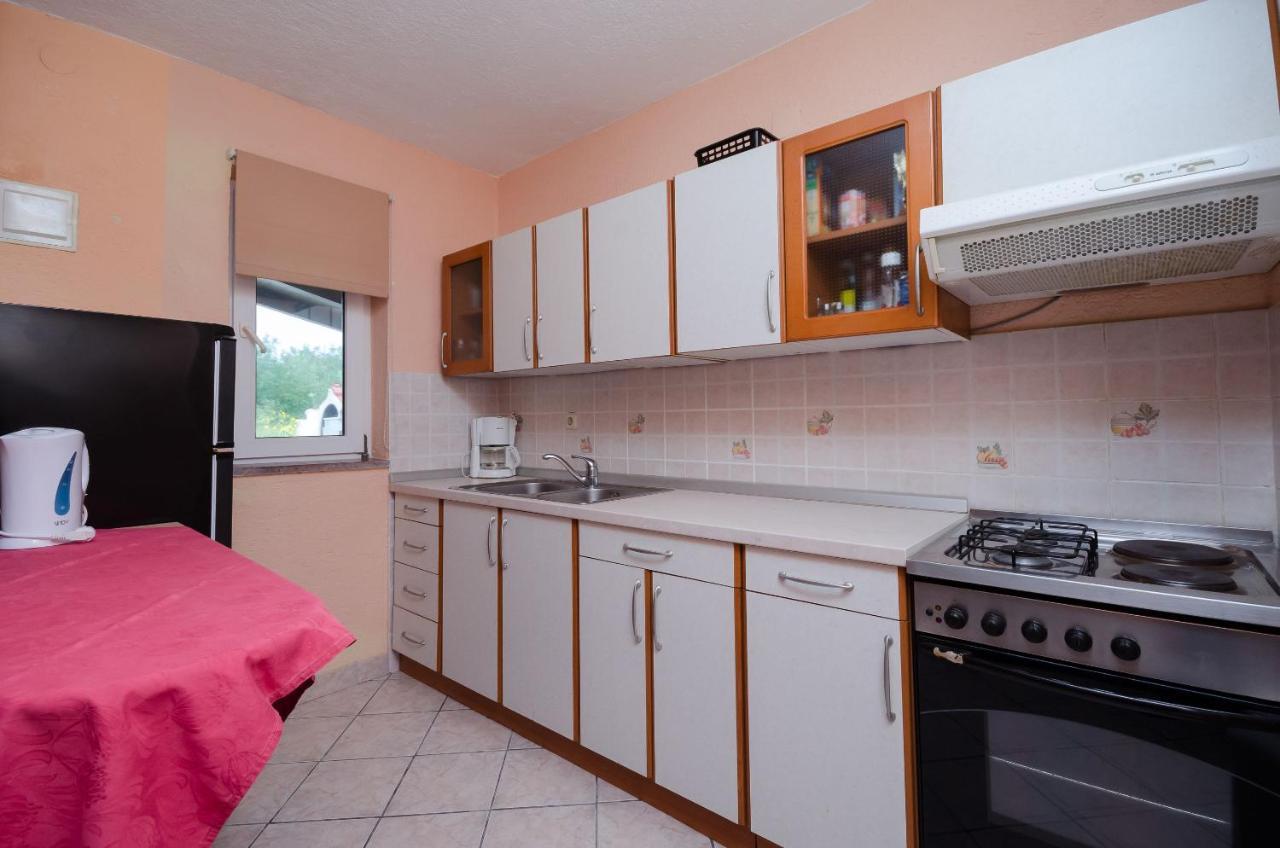Apartments Helena Lopar Luaran gambar