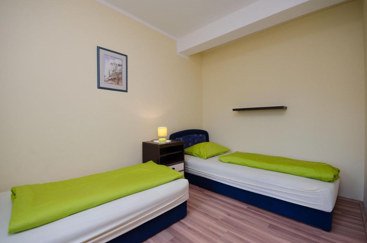 Apartments Helena Lopar Luaran gambar
