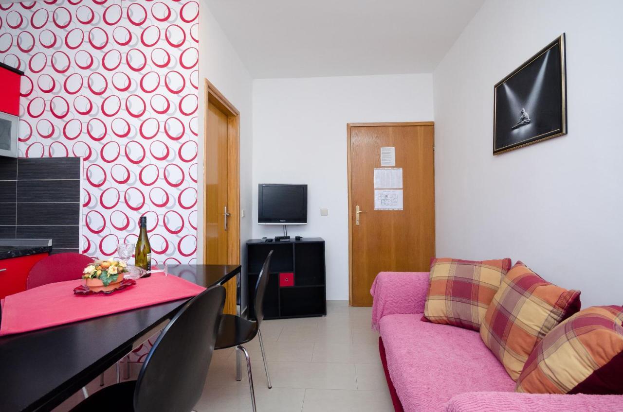 Apartments Helena Lopar Luaran gambar