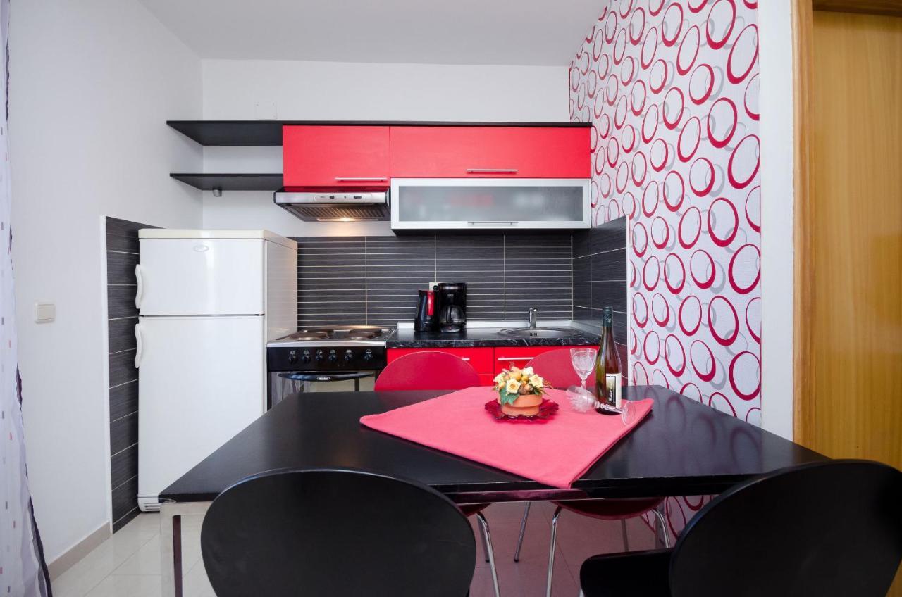 Apartments Helena Lopar Luaran gambar